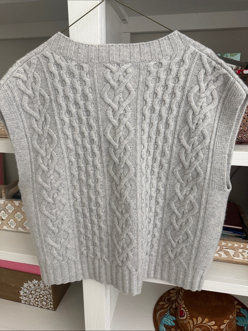 NWOT! Garnet Hill Light Gray Cashmere V-Neck Sweater Vest. Size Small. - Picture 3 of 4